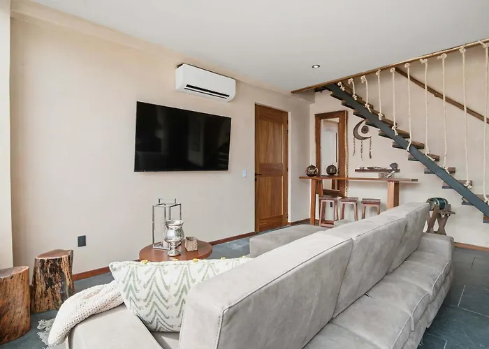 Penthouse With Rooftop Plunge Pool - Distant Ocean Apartment Tulum